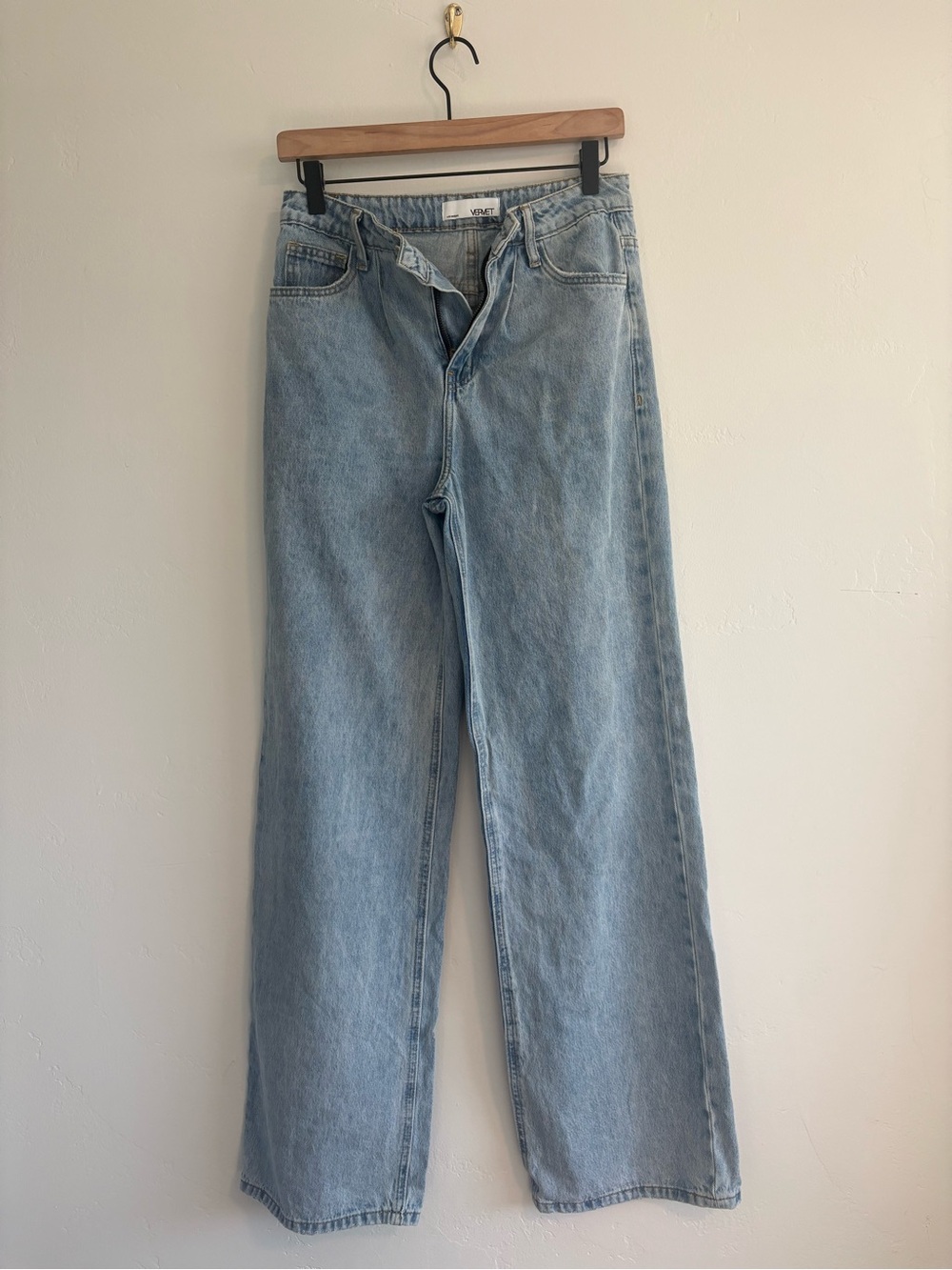 Vervet Light Blue Denim Wide-Leg Pleated Women’s Jeans